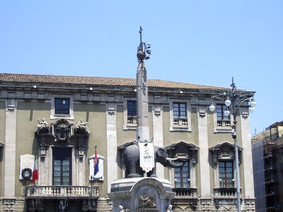 Casa Di Chiara Pieno Centro Storico Apartment Catania Exterior photo